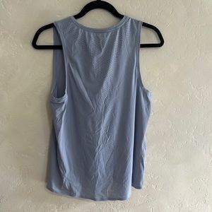 EUC lululemon Tank-blue